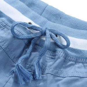 ออกแบบโลโก้ของคุณเอง กางเกงขาสั้นผู้ชายเอวยางยืดแบบสบายๆ แห้งเร็ว ระบายอากาศได้ดี เป็นมิตรกับสิ่งแวดล้อม คุณภาพสูง ขายดีที่สุด - Product Image 2