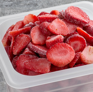 Mitades enteras de fresa congelada IQF de calidad superior Exportación de Vietnam Sabor dulce fresco/Sra. Kana - Product Image 3