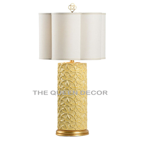 Recién llegado, metal de acero inoxidable de calidad superior con tela blanca, lámpara de mesa decorativa pulida brillante, producto de Venta caliente - Product Image 2