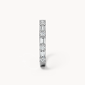 Bague demi-éternité en or jaune plaqué rhodium avec pierre précieuse taille émeraude - Product Image 4