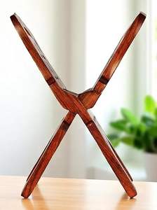 Fuerte soporte para libros religiosos hecho a mano por artesanos expertos que garantizan la durabilidad para las prácticas devocionales diarias - Product Image 2