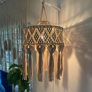 Lámpara de Techo de Macramé de Algodón Beige Claro para Sala de Estar, Estilo Bohemio, Cableado con Enchufe, Hecho a Mano en India, Alta Calidad - Product Image 1
