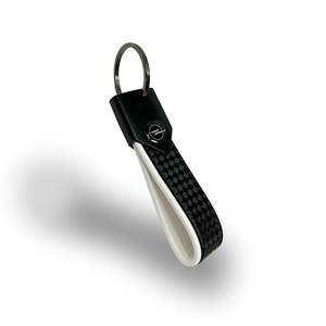 Llavero para Coche Opel, Aleación de Zinc, 90x20mm, Blanco Carbón con Logotipo Negro, Compatible con Fundas para Llaves BYD, Volvo, Mercedes Benz - Product Image 2