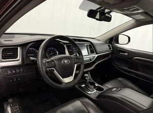 Used 2016 ToyoKS HighLdA Limited <b>Car</b> Gasoline fuel type 3.5L V6 <b>Vehicle</b> Used <b>car</b> AWD Automatic transmission - Product Image 3