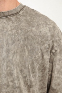 T-shirt délavé à l'acide, style oversize décontracté en coton, look tendance délavé pour la mode urbaine et le streetwear - Product Image 6