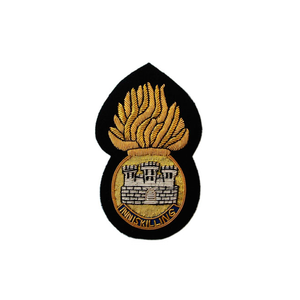 Venta al por mayor logotipo personalizado Blazer insignia de alta calidad bordado a mano Blazer insignias Lingote alambre bordado insignias - Product Image 4