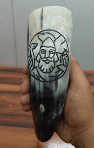 Corne à boire personnalisée et écologique de style ange, artisanat naturel européen en noir poli pour hôtel, maison ou restaurant - Product Image 3