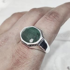 Grossiste Bague pour hommes Bague en corindon émeraude naturelle Pierre de naissance Bague en argent sterling 925 pour cadeau d'anniversaire ottoman Bijoux - Product Image 1
