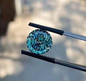 Moissanita de corte portugués de forma redonda de 9mm, Diamante VVS, fabricación de moissanita azul clara para joyería de moissanita y joyería personalizada - Product Image 5