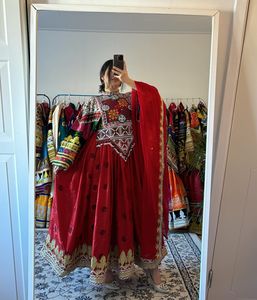 Afgano hecho a mano tradicional bordado mujeres Afghani terciopelo Tribal fiesta y vestido de novia tamaño personalizado vestidos de mujer a la venta 122 - Product Image 2