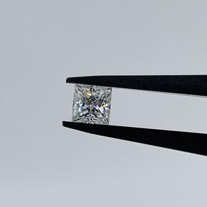 Certificat IGI 4.50 CT diamant en vrac de poids de diamant cultivé en laboratoire avec VS1 pureté diamant en vrac fantaisie pour la fabrication de bijoux - Product Image 2