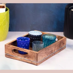 Bandeja de servicio de madera de mango artesanal artística Kezevel con forro de metal mango plano para mesa de comedor o vajilla de cocina - Product Image 1