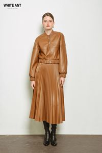 แจ็กเก็ตบอมเบอร์หนัง Chasi กันน้ำสำหรับผู้หญิงออฟฟิศผลิตจากหนังวีแกนผู้ผลิตจากเวียดนาม - Product Image 5