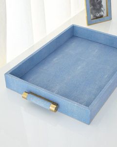 Plateau de service en Mdf rustique fabriqué à la main avec finition distinctive parfait pour les porches de ferme, les cuisines et les espaces extérieurs - Product Image 1