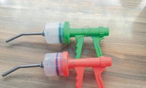 Nueva llegada pistola de drenaje instrumentos veterinarios automático Animal ganado cuerpo de plástico Drencher - Product Image 6