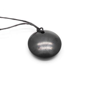 Pendentif en shungite Karelian Miracle 1,2 pouces (30 mm) - Product Image 2