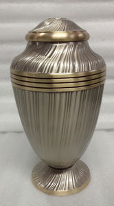 Urna de cremación clásica de bronce para adultos, urna de cremación de Metal y latón para cenizas, fabricante de urna funeraria - Product Image 4