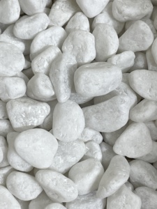 Galets et galets de pierre de rivière blanche de neige de qualité supérieure de haute qualité finition naturelle polie directement du Vietnam - Product Image 2