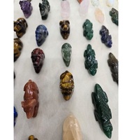 Sculpture d'art religieuse traditionnelle unique en pierre de cristal de résine naturelle écologique, ornement de table en pierre précieuse