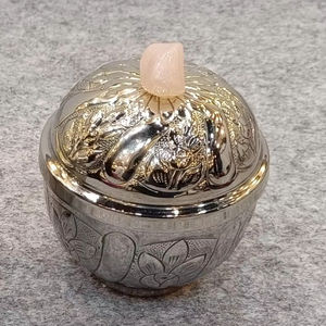 Elegante juego de cuencos de acero y resina y trabajo en relieve de alta calidad, último diseño para alimentos seguros de la India - Product Image 1