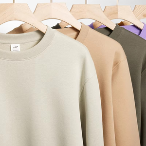 Sweat-shirts classiques à col rond en gros, fabricant de sweat-shirts sportifs décontractés au Pakistan, sweat-shirts personnalisés en couleur - Product Image 4