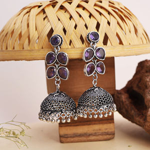 Boucles d'oreilles pendantes style bohème en laiton plaqué argent antique avec améthyste violette pour soirée - Product Image 3