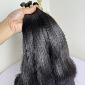 Vente flash ! Extensions de cheveux douces, 100% vierges non traitées, style ondulé magnifique, prix d'usine au Vietnam, lisses naturelles - Product Image 1