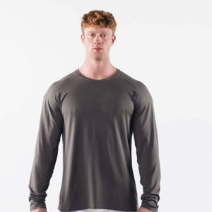 เสื้อยืดแขนยาวคอกลมสำหรับผู้ชายทรงสลิมฟิตแฟชั่น2024 - Product Image 1