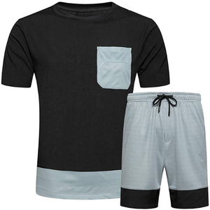 Ensembles personnalisés pour hommes en gros – Nouveaux ensembles d'été 2025 tendance – Tenues courtes 2 pièces : T-shirt col rond et short - Product Image 4