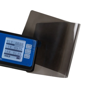 Película de Tinte para Ventanas de Automóviles de Alta Definición IR-7095 Nano Cerámica VLT 74% IRR 95% a Prueba de Explosiones con Tinte <span class=keywords><strong>Verde</strong></span> para Parabrisas Delantero - Product Image 3