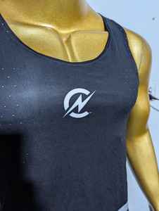 Crop top personnalisé avec logo, doux, pour la course à pied, le fitness, le sport, jacquard, ajouré, débardeur court, col rond, ample, pour le yoga, la salle de sport - Product Image 4