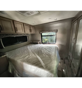 Caravana Usada T-h-o-r C-h-a-t-e-au 31W del 2020 en Venta con Descuento - Product Image 4