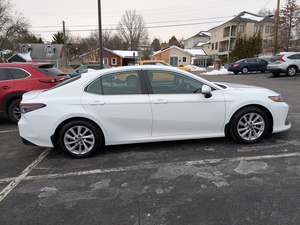 Toyota Camry LE AWD 2022 Usado en Excelentes Condiciones - Product Image 4