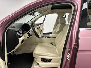 Bentley Bentayga W12 Signature 2018 d'occasion, incroyablement parfait, faible kilométrage, en stock, proposé à un prix fantastique - Product Image 5