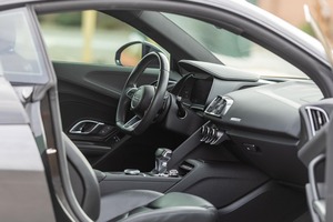 รถยนต์มือสองที่เชื่อถือได้ ปี 2018 ออดี้ R8 V10 คูเป้ RWS - Product Image 5