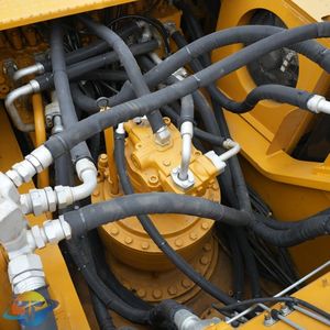 รถขุดขนาดเล็ก Komatsu CAT330D2L มือสอง สภาพดีเยี่ยม พร้อมมอเตอร์แท้ ขาย - Product Image 2