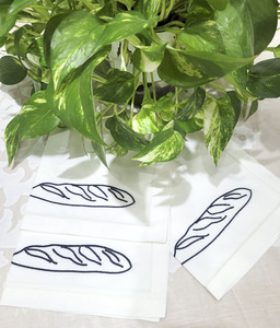 Vente en gros de serviettes de table en coton ivoire avec broderie en stock de serviettes de table bon marché pour la maison, les hôtels et les mariages - Product Image 4