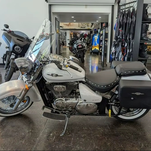 Calidad para las Nuevas Motocicletas Cruiser Especiales Boulevard C50T 2025 - Product Image 1
