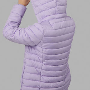 El mejor diseño de chaquetas de mujer Puffer Precio al por mayor Servicio OEM nuevo estilo Chaquetas de mujer Chaqueta Puffer transpirable para mujer - Product Image 3