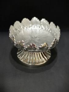 2026 Leaf Style With Stand Chocolate Serving <b>Tray</b> Silver <b>Tray</b> Food Dessert Display for Hotel <b>Table</b> Decor <b>Tray</b> At Low Prices - Product Image 5