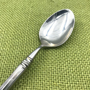 Cuillère de mariage en acier inoxydable au design moderne de couleur argent de l'Inde, parfaite pour les ustensiles de cuisine de table, les fournitures pour la maison et l'hôtel - Product Image 5