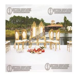 Sillas de madera para mandap de Shobha Jain Impex, ideales para bodas nocturnas, hechas en Delhi, India. - Product Image 1