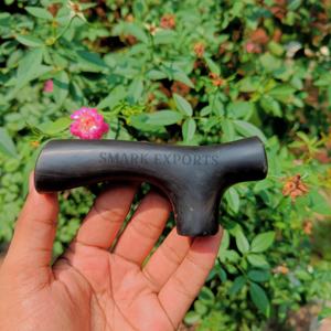 Canne de marche en corne de buffle naturelle faite à la main, durable, élégante, écologique, avec poignée en T moderne et personnalisée - Product Image 1