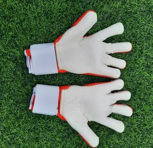 ถุงมือผู้รักษาประตูฟุตบอลหนังนิ่มระบายอากาศได้ดีจากเยอรมัน - Product Image 6