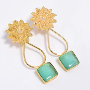 Pendientes de piedras preciosas de latón chapados en oro de 14 quilates hechos a mano para niñas y mujeres, joyería de moda para bodas y otras ocasiones - Product Image 6