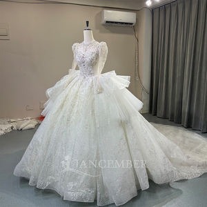 Robe de soirée pour femme OY005 moderne, scintillante, à manches longues, ornée de sequins, de perles et de dentelle florale, avec traîne chapelle, pour mariée - Product Image 2