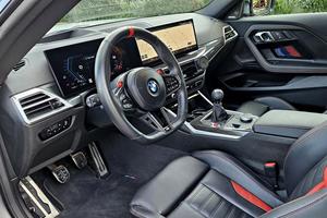BMW M2 2025 Usado, Transmisión Manual de 6 Velocidades, Motor Turbo de 6 Cilindros y 473 hp, Color Gris Metálico Congelado - Product Image 4