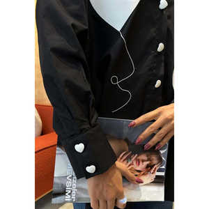 Camisa Oversize de Popelina con Bordado de Corazón y Detalle de Botones Colección 3430 - Product Image 5