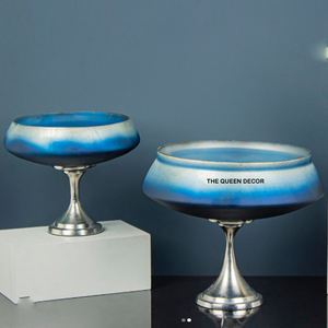 Bol en bois avec poignées en laiton, bol en bois d'acacia pour salade, service de fruits et légumes, bols pour la maison et la cuisine - Product Image 5