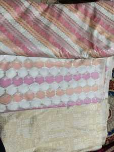 ผ้าไหมโบรเคดสั่งทำพิเศษ ลายดอกไม้ทอเส้นด้ายทองคำอย่างประณีต วัสดุระดับราชวงศ์ สำหรับชุดเจ้าสาวเลเฮนกาและชุดพื้นเมือง - Product Image 3